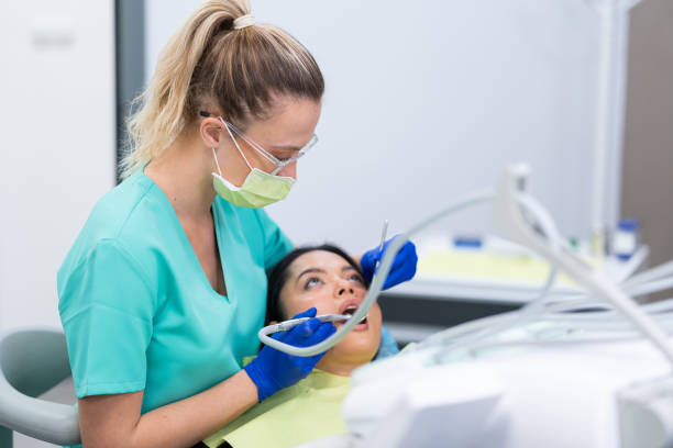 Best Emergency Dental Care for Broken or Chipped Teeth in Lake Panasoffkee, FL